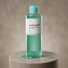 تونر ضد لک و شفاف کننده آزلائیک اسید ۴٪ و نیاسینامید مدیکیوب Medicube Azelaic Acid Niacinamide Clear Toner اورجینال
